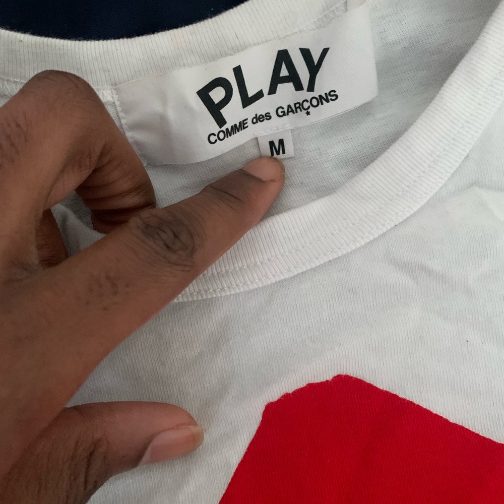 PLAY size M (white, red , blue, and black)